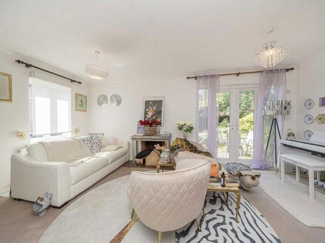 Gresham Road, TW12, London