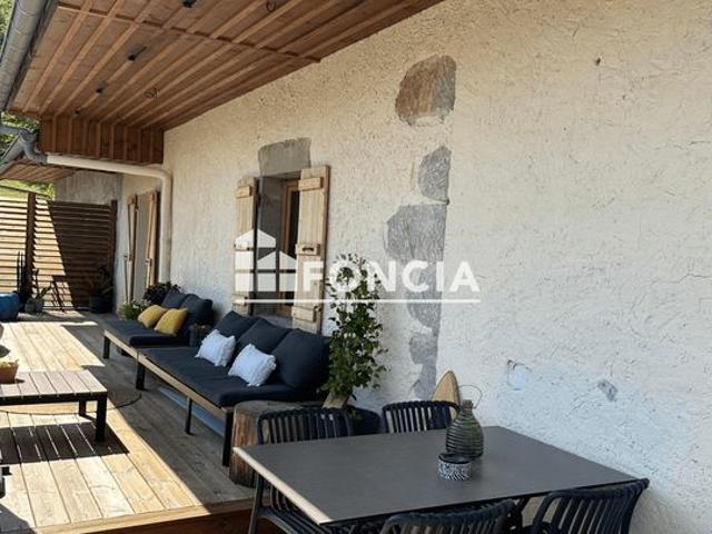 Grésy sur Aix, appartement de Type 4 en duplex, secteur Calme, vue imprenable