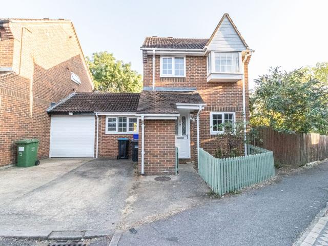 Grizedale, Heelands, Milton Keynes, Buckinghamshire MK13, 3 bed link detached house to rent, £1,450 pcm | PrimeLocation