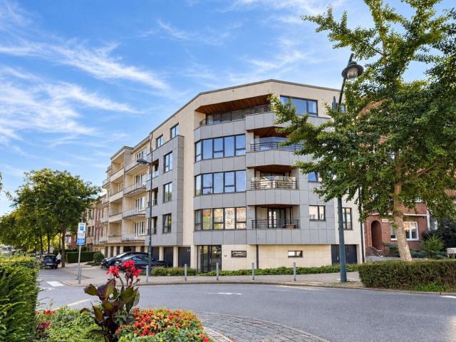 Gribaumont Beautiful 1 bed. apt with 8m² terrace & parking
