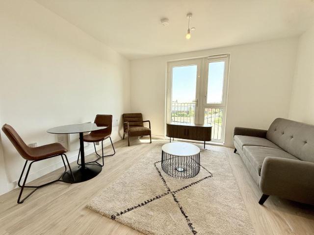 Griffiths Close, Balsall Heath, Birmingham, West Midlands B12, 1 bed flat to rent, £950 pcm | PrimeLocation