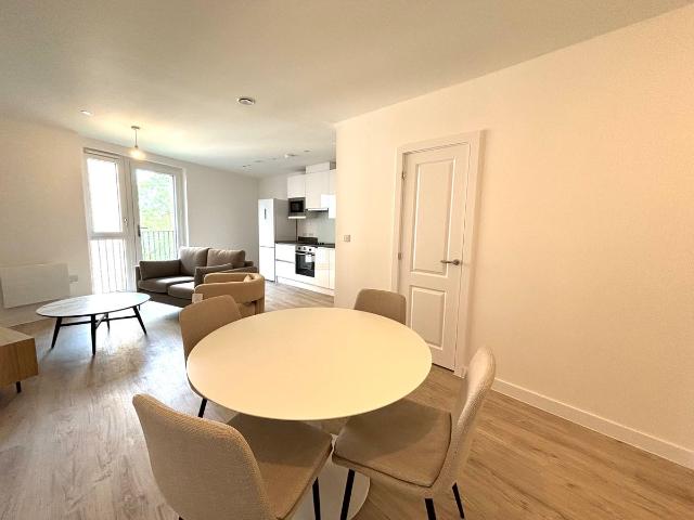 Griffiths Close, Birmingham B12, 2 bed flat to rent, £1,200 pcm | PrimeLocation