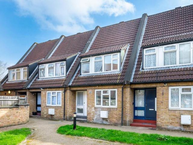 Griffin Close, Dudden Hill, London, NW10 1LP, United Kingdom | 3 bed house for rent #138314969 | Rentberry