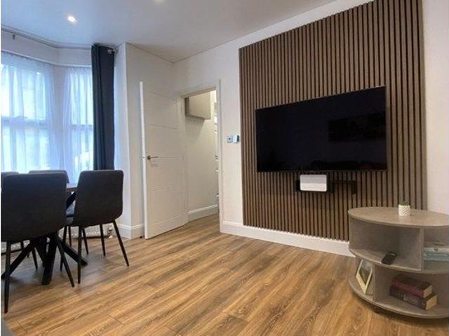 Griffin Road, London SE18, 1 bed end terrace house to rent, £1,850 pcm | PrimeLocation