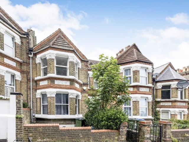 Griffin Road, London SE18, 4 bed terraced house to rent, £2,400 pcm | PrimeLocation