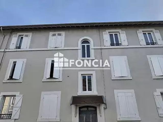 Grigny 69520 Achat / Vente appartement 3 pièces t3 au dernier étage jardin