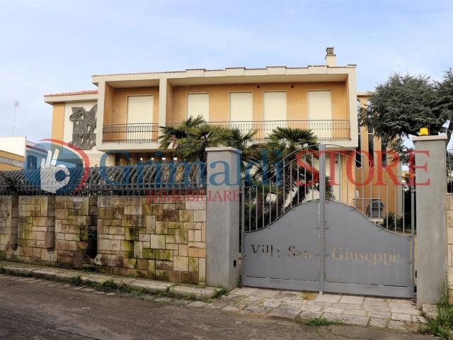Grimaldi Store LECCE 1195m² Squinzano