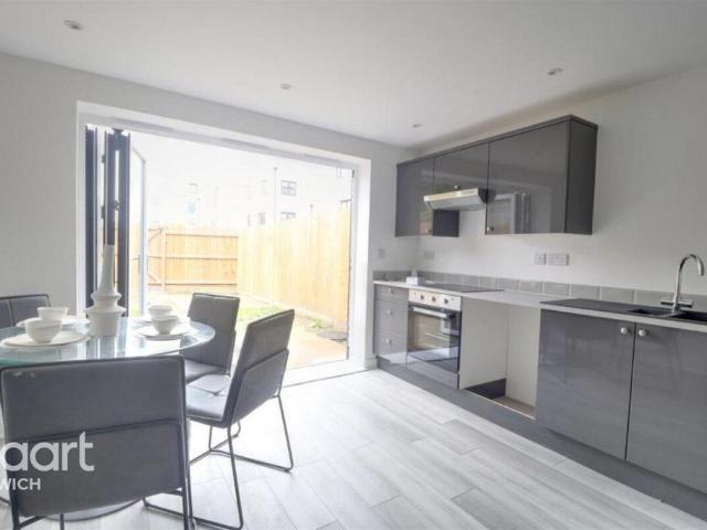Grimwade Street, Ipswich 2 bed terraced house to rent £1,150 pcm £265 pw