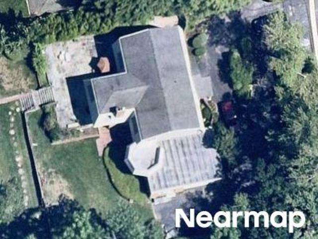 Gristmill Ln