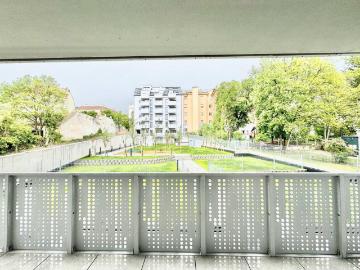 GRÜN & DOCH ZENTRAL SOFORT BEZIEHBARER ERSTBEZUG mit 3 ZI + 2 BALKONEN | NEUBAU 1140 Wien
