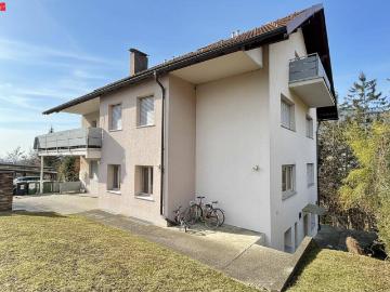Grün Liebhaber aufgepasst: Lichtdurchflutete Wohnung mit Terrasse!
