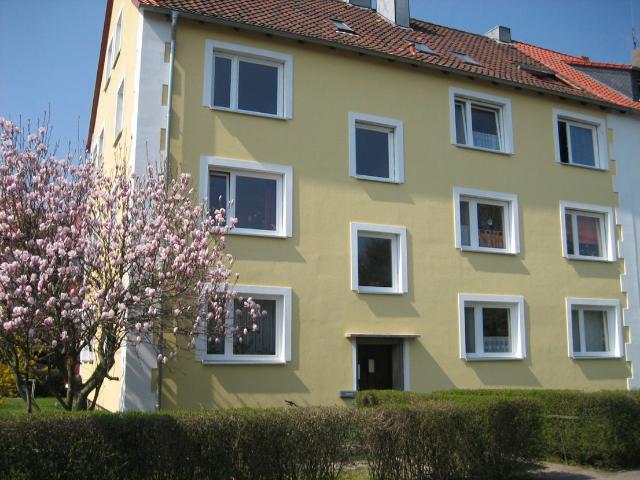 Grün und citynah sonnige Wohnung mit Balkon
