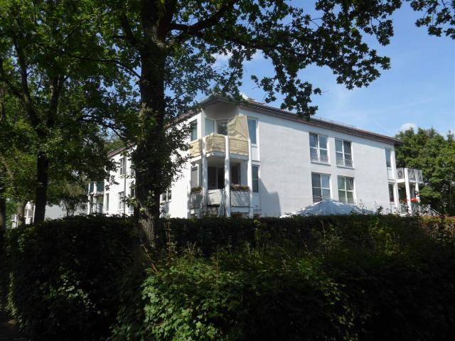 Grün und ruhig wohnen in der Pfarrsiedlung 3 Zi. WBS Wohnung mit Einbauküche *NUR MIT WBS 100/140