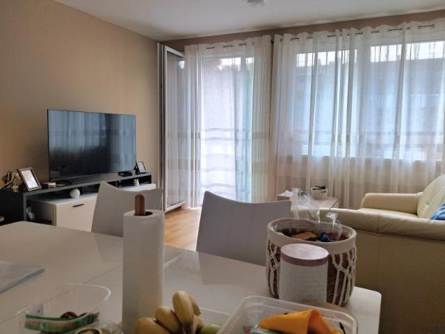 Grünauerstr.18: Schöne, gemütliche 2 Zimmerwohnung mit großem Balkon im 2.Liftstock, 53,25m2 WNFL, ablösefreie Küche, Gemeinschaftsgarten,Parkplatz optional!