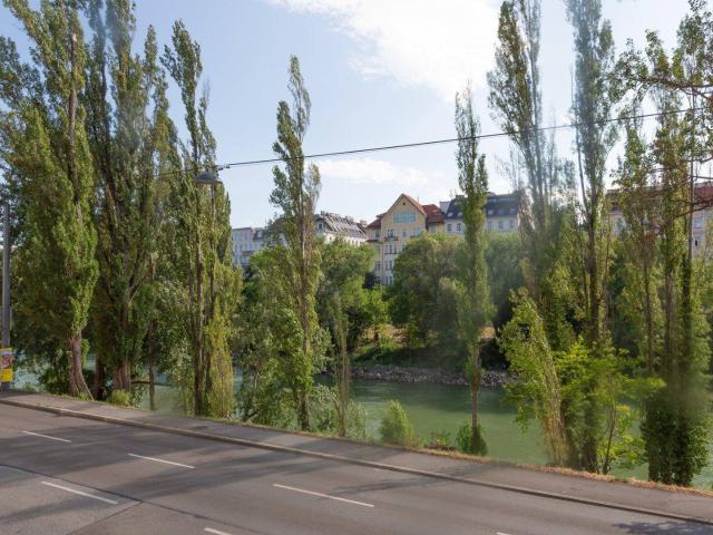 GRÜNBLICK AM DONAUKANAL | Sonnige 3 Zimmer Wohnung nahe Pratercottage