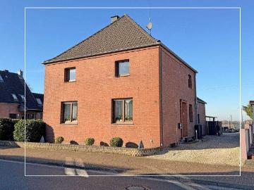 Gründerzeitcharme trifft auf moderne Technik: Freistehendes Haus in Alpen Menzelen!