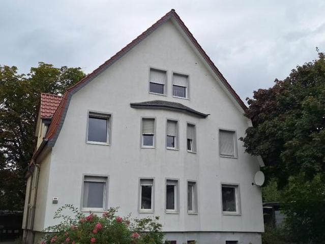 Gründerzeithaus mit 3 Wohnungen und großem Garten EG frei