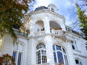 Haus kaufen in Oberkassel, Düsseldorf - Garten