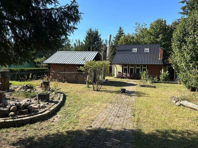 Grundstück mit kleinem Haus 65 m² und sonniger Süd Dachterrasse idyllische Lage in Stolzenhagen Nähe Rahmersee Wandlitz