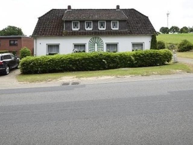 Grundstück 2583m2 mit 2 Doppelhaushälften Neubau