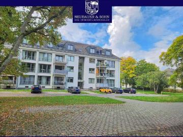Großauheim, Taunus, Rheinland-Pfalz - Parkplatz