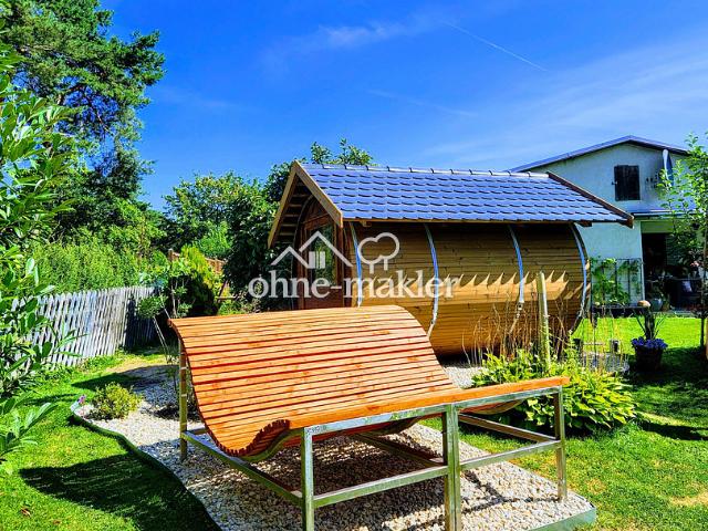 Grüne Oase im idyllischen Zernsdorf auf 1130qm mit Teich, Sauna und Gewächshaus