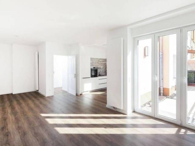 Grünes Refugium im Szenekiez Terrassenwohnung mit eigenem Garten