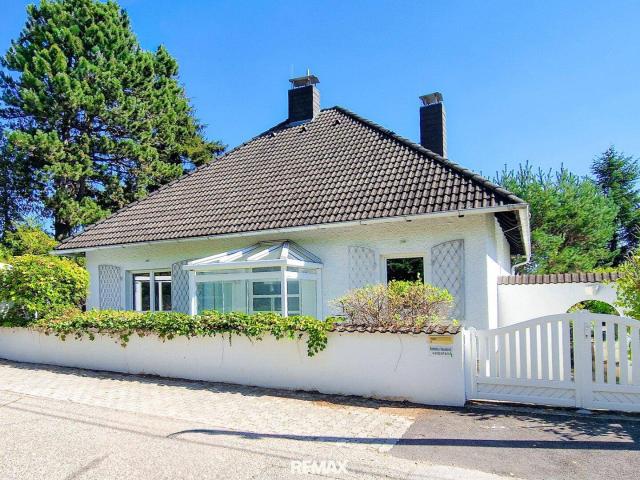 Grünruhelage in Mauerbach. Einfamilienhaus mit großem Garten und schöner Fernsicht