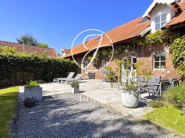Gruson – Ferme au carré à vendre – 178m² 4 chambres – Bureau Jardin – Cave – Grange