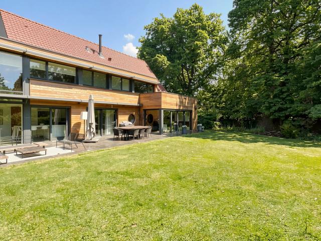 GRUSON Maison à vendre 7 pièces 242m² 4 chambres Jardin Garage Carport