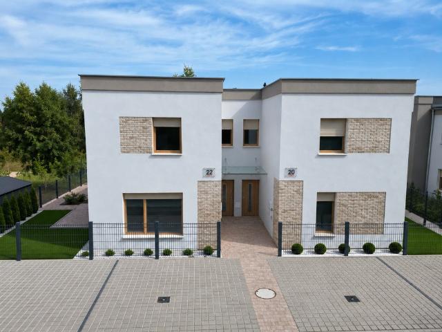 Nowoczesny dom z ogrodem 70 m² 2 poziomy 2 miejsca