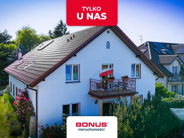 Dom gościnny 334 m2 z ogrodem i pawilonami