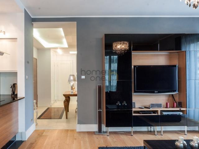 Grzybowska 4 – apartament premium w centrum Warszawy