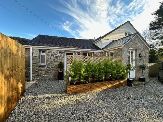 Gwallon Vean, Marazion TR17, 1 bed property to rent, £1,000 pcm | PrimeLocation