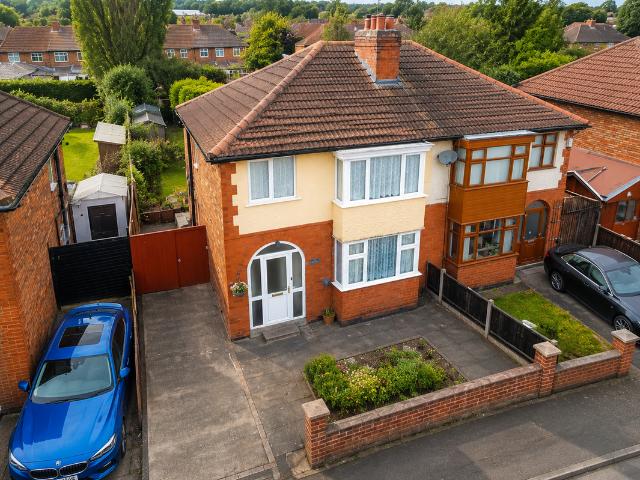 Gwencole Crescent, Leicester LE3, 3 bed semi detached house to rent, £1,350 pcm | PrimeLocation