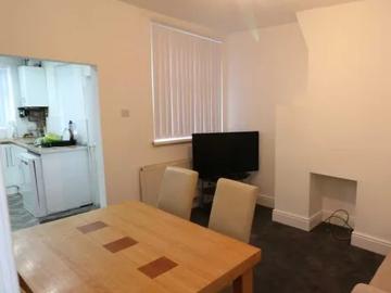 Kensington L7 Liverpool, Kensington Liverpool, L7, North East Wales, Midlands