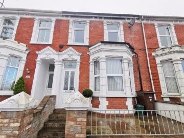 Gwerthonor Place, Bargoed CF81, 2 bed terraced house to rent, £950 pcm | PrimeLocation
