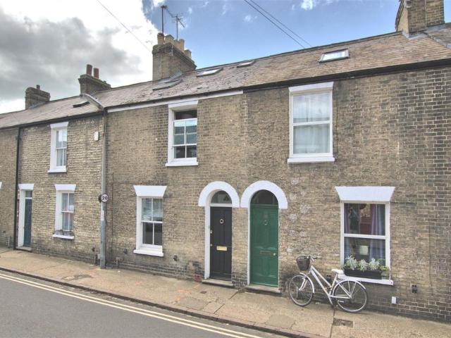 Gwydir Street, Cambridge CB1 4 bed terraced house to rent £2,600 pcm £600 pw