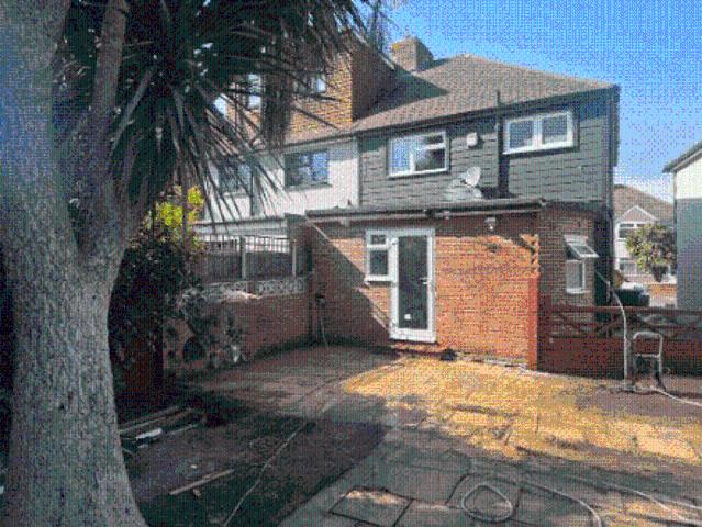 Gwynn Road, Gravesend DA11, 4 bed semi detached house to rent, £2,050 pcm | PrimeLocation