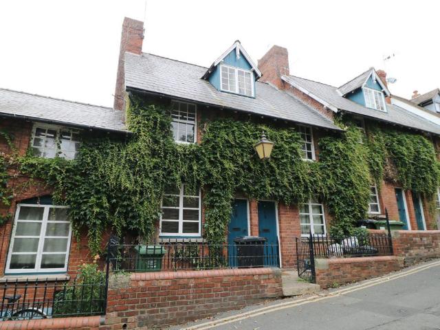 Gwynne Street, Hereford HR4, 2 bed terraced house to rent, £800 pcm | PrimeLocation