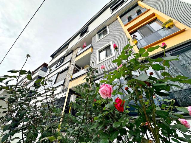 güç'ten Akçay'da Denize 150m 3 Yaşında Full Eşyalı Ultra Lux 1+1 Satılık Daire