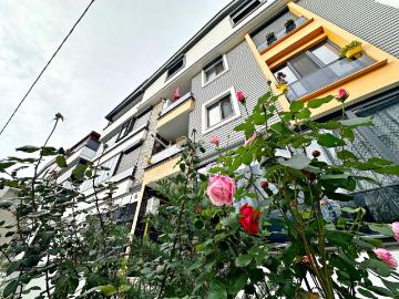 güç'ten Akçay'da Denize 150m 3 Yaşında Full Eşyalı Ultra Lux 1+1 Satılık Daire