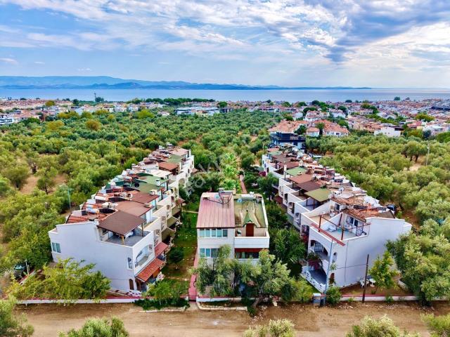 ▀güçten Gürede Kazdağı Manzaralı Denize 450m Bahçeli 3+1 Triplex