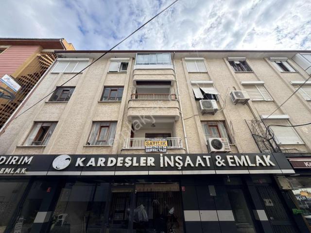 Güçlü Kardeşler Altınoluk Merkezde 3+1 Daire