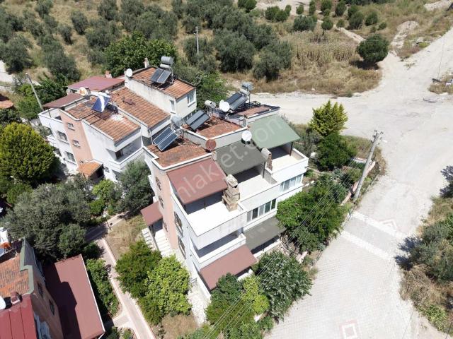 Güçlü Kardeşler Denize 150 Metre Fırsat 3+1 İkiz Villa