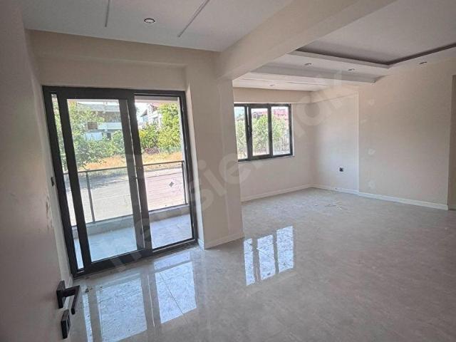 GÜMÜŞÇAY DA SATILIK DAİRE