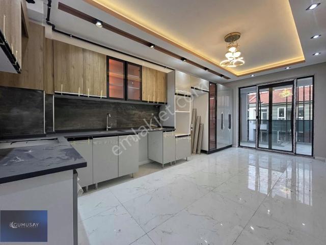 Gümüşay'dan Birlik 2 Caddesi Yakını Satılık 3+1 Daire 175 M2