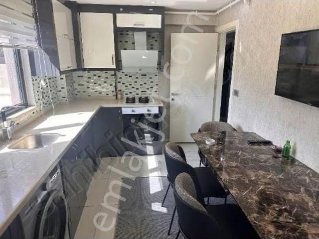 Gümüşcay Da 2+1 100 Metrekare 7 Yıllık Daire