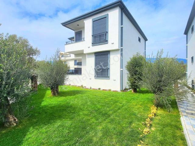 Gümüş'den Zeytinli'de Tasarım Harikası Doğa İle İç İçe Ultra Lux 5+1 Villa
