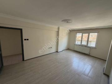 Gümüşkaya Yapı Emlak 'tan / Çavuşpaşa 2+1 70 M2 / Temiz Ara Kat
